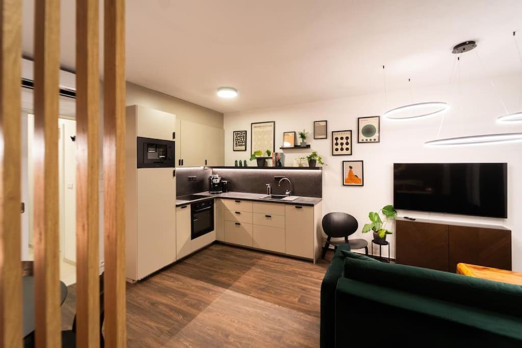 Green Garden Sauna Apartment Brno Extérieur photo